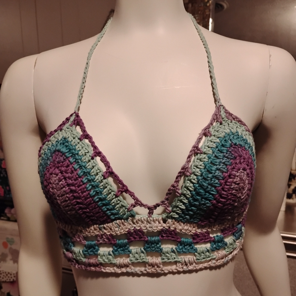 Multicolor Crochet Halter Top - Picture 11 of 14